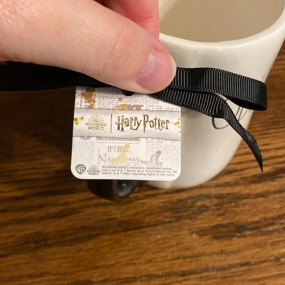 Rae Dunn Harry Potter Wand mug - Picture 5 of 6